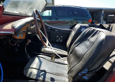 1969 Fiat 850 z USA, uszkodzony, nr VIN 002074